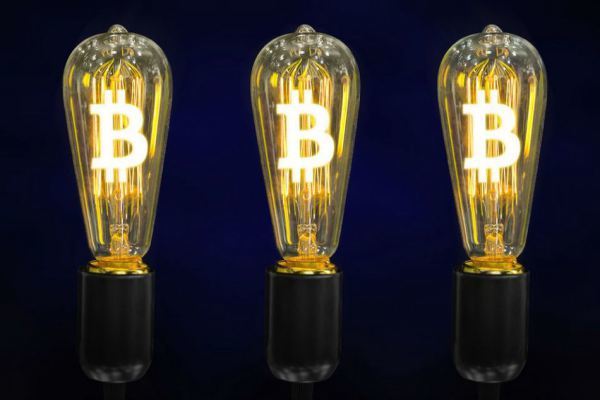 Mức tiêu thụ năng lượng của Bitcoin cao gấp 66 lần so với năm 2015 - Ảnh 1.