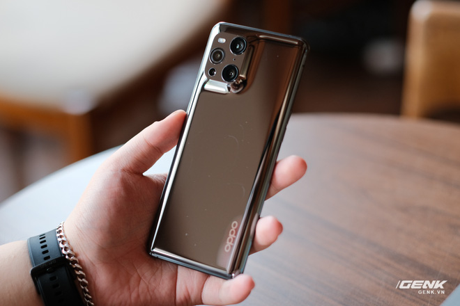 Khui hộp OPPO Find X3 Pro chính hãng: Smartphone có camera kính hiển vi đầu tiên trên thế giới, giá 27 triệu tặng kèm quà 6 triệu - Ảnh 4.