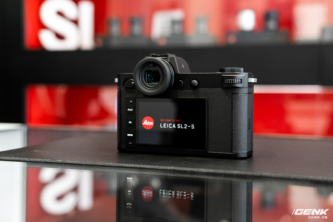 Đập hộp Leica SL2-S Kit: Cảm biến Full-frame 24.6MP, quay phim 4K 10-bit, giá tiết kiệm được 27 triệu so với mua rời - Ảnh 11.