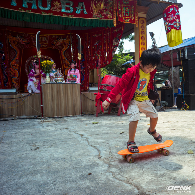 Lấy nét vùng (Zone Focusing) và lấy nét vượt tiêu (Hyperfocal Focusing) là gì và vì sao tôi dùng nó để bắt nhanh khoảnh khắc trong chụp ảnh phố - Ảnh 7. Lấy nét vùng (Zone Focusing) và lấy nét vượt tiêu (Hyperfocal Focusing) là gì và vì sao tôi dùng nó để bắt nhanh khoảnh khắc trong chụp ảnh phố - Ảnh 7.