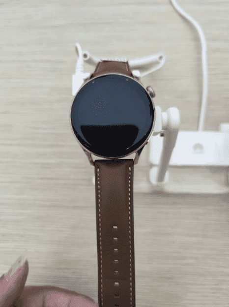 Lộ hình ảnh thực tế đầu tiên của Huawei Watch 3 chạy hệ điều hành HarmonyOS - Ảnh 6.