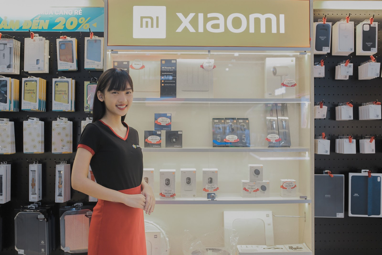 FPT Shop tặng phiếu mua hàng trị giá 10% cho khách mua điện thoại Xiaomi - Ảnh 2.