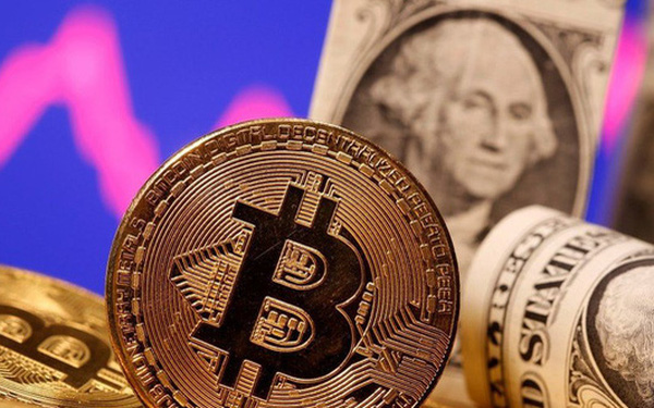 Bitcoin giảm giá tồi tệ nhất trong 1 thập kỷ - Ảnh 1.