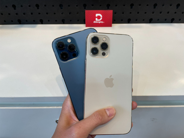 Mua iPhone 12, iPhone 11 series dễ dàng với mức giảm tiền triệu - Ảnh 1.