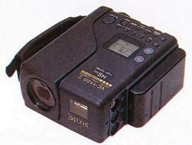 Lịch sử của camera kỹ thuật số: Từ nguyên mẫu những năm 70 nặng 4kg đến những chiếc iPhone và Galaxy bé nhỏ nằm trong túi - Ảnh 13.