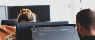 Khi biết lương đồng nghiệp cao hơn lương bạn