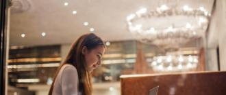 Thị trường lao động: Tuyển dụng nhiều, nghỉ việc cũng nhiều