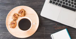 Triệt để tiết kiệm chi, đẩy mạnh tinh giản biên chế, dành nguồn lực phát triển KTXH, cải cách tiền lương, BHXH