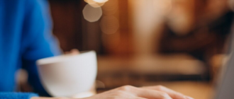 Từ tháng 7-2025, tai nạn trên đường đi làm không còn được xem là tai nạn lao động