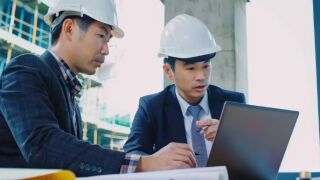 Giám sát công trình là gì? Công việc, thu nhập và lộ trình