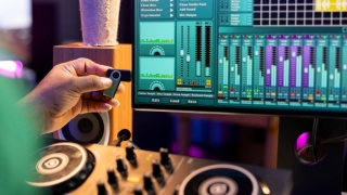 PD là nghề gì? Khám phá những điều thú vị về nghề nhà sản xuất