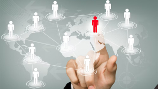 Demographic là gì? Tìm hiểu về demographic và vai trò trong marketing