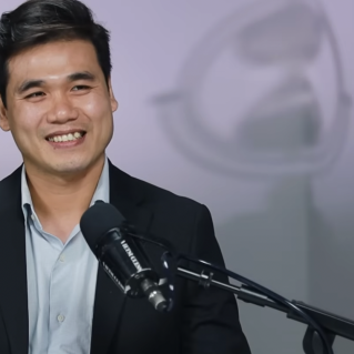 Nỗi Sợ Bị Bỏ Rơi: Vì Sao Chúng Ta Luôn Sợ Cô Đơn Trong Mọi Mối Quan Hệ?