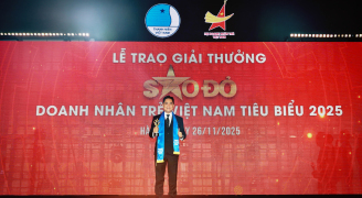 Tổng Giám đốc CareerViet ghi dấu ấn tại giải thưởng Sao Đỏ - Doanh nhân trẻ 2025