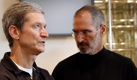 Vì sao Tim Cook sẽ không qua khỏi cái bóng của Steve Jobs?