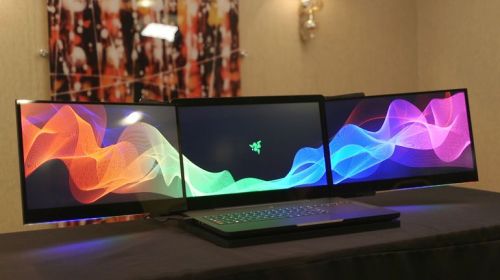 Một trong số hai nguyên mẫu laptop 3 màn hình Razer bị mất đang được bán ngang nhiên trên Alibaba