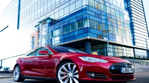 Xem Tesla Model S P100D thiết lập kỷ lục nhanh nhất thế giới: đi 402 mét mất 10,78 giây