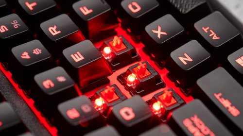 Trên tay bàn phím cơ Corsair K63: giá chỉ 2 triệu đồng, gọn nhẹ, sử dụng switch Cherry MX Red