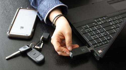 IBM lỡ tay chuyển USB chứa đầy malware cho khách hàng