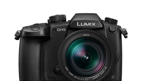 Panasonic giới thiệu máy ảnh LUMIX GH5 với khả năng quay video 4K, giá gần 48 triệu đồng tại Việt Nam