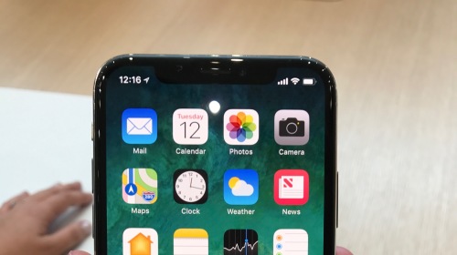 Giá iPhone X giảm xuống còn hơn 31 triệu đồng tại Việt Nam
