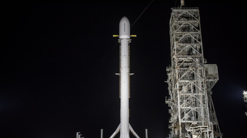 Tên lửa Falcon 9 của SpaceX vừa thực hiện thành công một sứ mệnh bí mật cho chính phủ Mỹ và hạ cánh an toàn