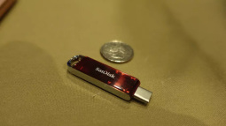 [CES 2018] SanDisk giới thiệu USB 1 TB nhỏ nhất thế giới