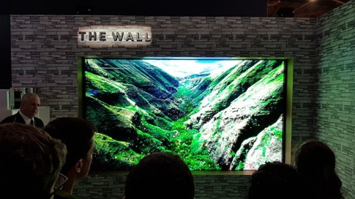 Chiêm ngưỡng "bức tường" TV kích cỡ 146 inch vĩ đại nhất thế giới của Samsung