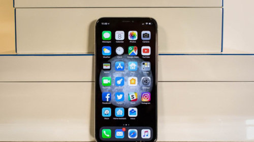 Trái với nhiều nhận định, iPhone 8 bán chạy hơn cả iPhone X