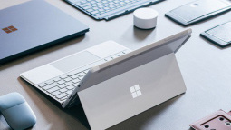 Surface Go "giá mềm" chính là câu trả lời thích đáng của Microsoft dành cho Apple