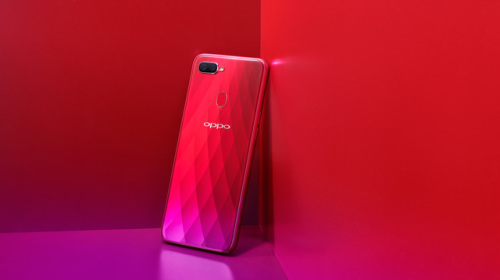 Những lý do khiến bạn không thể bỏ lỡ chiếc smartphone luôn tràn đầy năng lượng OPPO F9