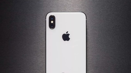 iPhone OLED 6,5 inch sẽ được đặt tên là iPhone Xs Max?