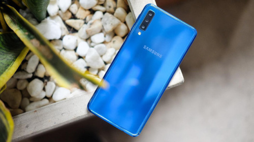 Bộ 3 camera Galaxy A7 thần thánh cỡ nào mà dân tình đua nhau đặt trước trên Thế Giới Di Động?