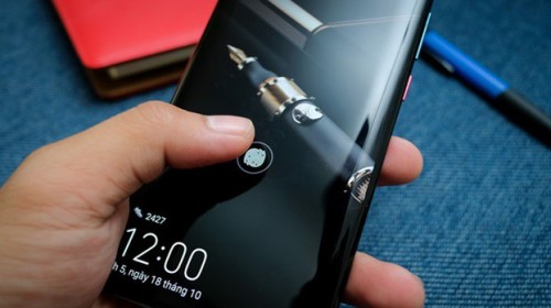 Cảm biến vân tay dưới màn hình, điểm khác biệt của Huawei Mate 20 Pro