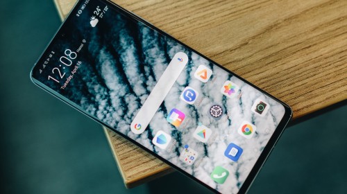 CEO Huawei: Hệ điều hành của Huawei có thể chạy app Android nhanh hơn cả trên Android, dùng được cả trên ô tô, ra mắt trong mùa thu này