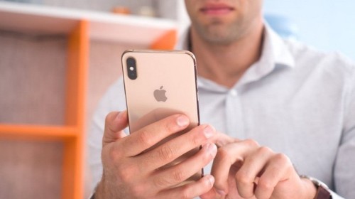 Khảo sát: Fan Apple không mong đợi iPhone 2019 và sẵn sàng "chi tất tay" cho iPhone 5G ra mắt vào năm sau