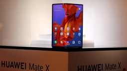 Huawei Mate X bất ngờ được rao bán trên Taobao, chuẩn bị chính thức lên kệ tại Trung Quốc?