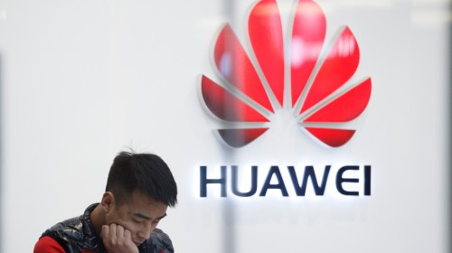 Huawei thừa nhận lệnh cấm của Mỹ gây ra hậu quả tệ hại hơn so với dự tính, có thể thổi bay 60 tỷ USD doanh thu trong 2 năm