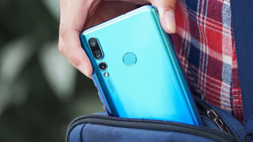 Bạn sẽ được bảo hành 2 năm khi mua smartphone Huawei và đây là lí do vì sao điều này quan trọng