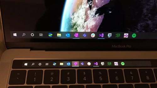 Thấy Touch Bar quá vô dụng khi cài Windows lên MacBook, lập trình viên tìm cách làm cho nó hữu ích hơn