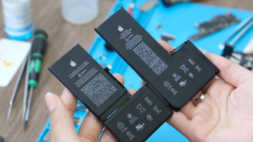 iPhone 11 Pro Max có pin 3969mAh, lớn hơn đáng kể iPhone XS Max