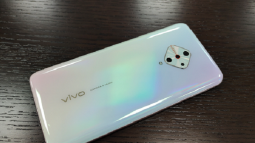 Vivo V17 lộ hình ảnh thực tế với cụm camera sau hình kim cương