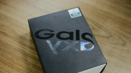 Mở hộp Galaxy Fold chính hãng: Giá 50 triệu đồng nhưng vẫn cháy hàng chỉ sau 6 giờ mở bán