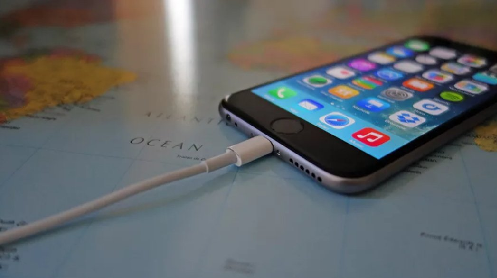 Apple dính án phạt chống độc quyền cao kỷ lục từ Pháp
