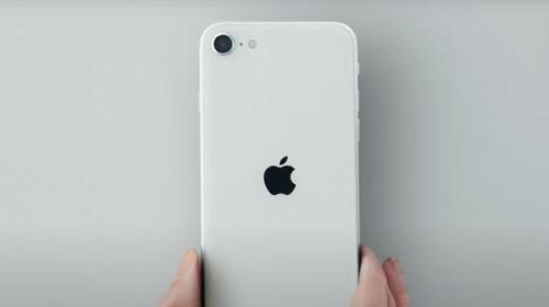 iPhone SE 2020 là “chiếc đinh” cuối cùng Apple đóng vào cỗ quan tài của những chiếc smartphone màn hình nhỏ