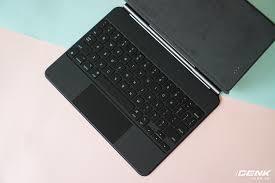 Trên tay và trải nghiệm nhanh bàn phím Magic Keyboard hơn 10 triệu đồng của iPad Pro: rất nặng, lắp vào dày hơn MacBook Pro 13