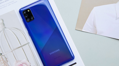 Trên tay Galaxy A31: ngoại hình chuẩn mực dòng A, 4 camera 48MP, pin 5000mAh