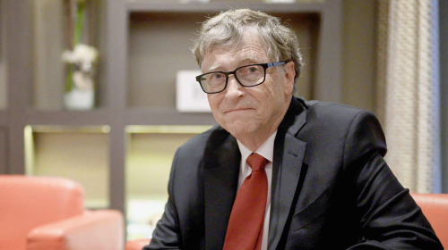 Bill Gates cam kết tài trợ 750 triệu USD để giúp Oxford sản xuất vaccine COVID-19 cho cả thế giới