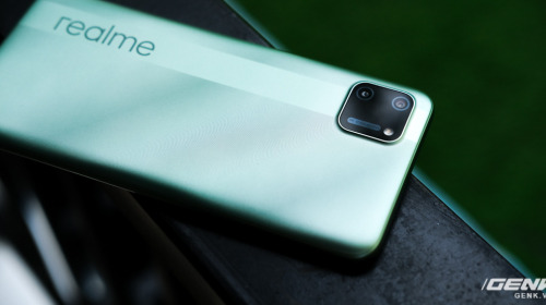 Trên tay C11: Chiếc điện thoại giá chỉ 3 triệu đồng đến từ Realme