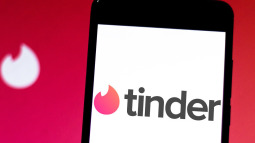 Tinder dính "phốt" phân biệt đối xử: Giá Premium đắt rẻ lung tung tùy giới tính và độ hot mỗi người?